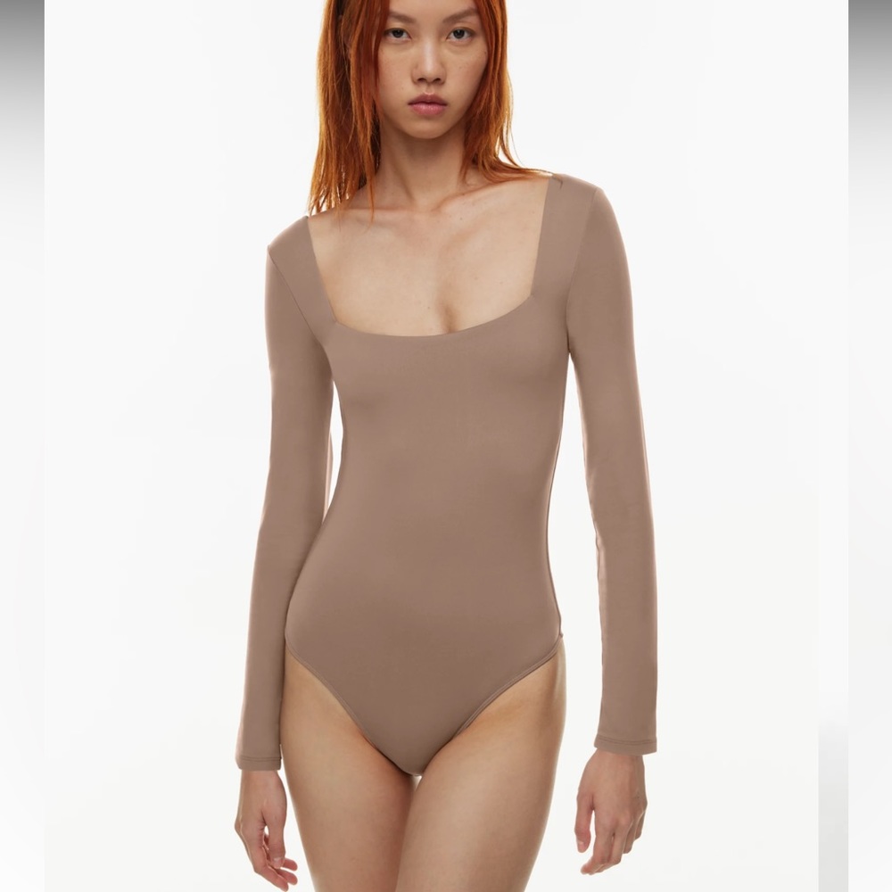 BABATON contour bodysuit